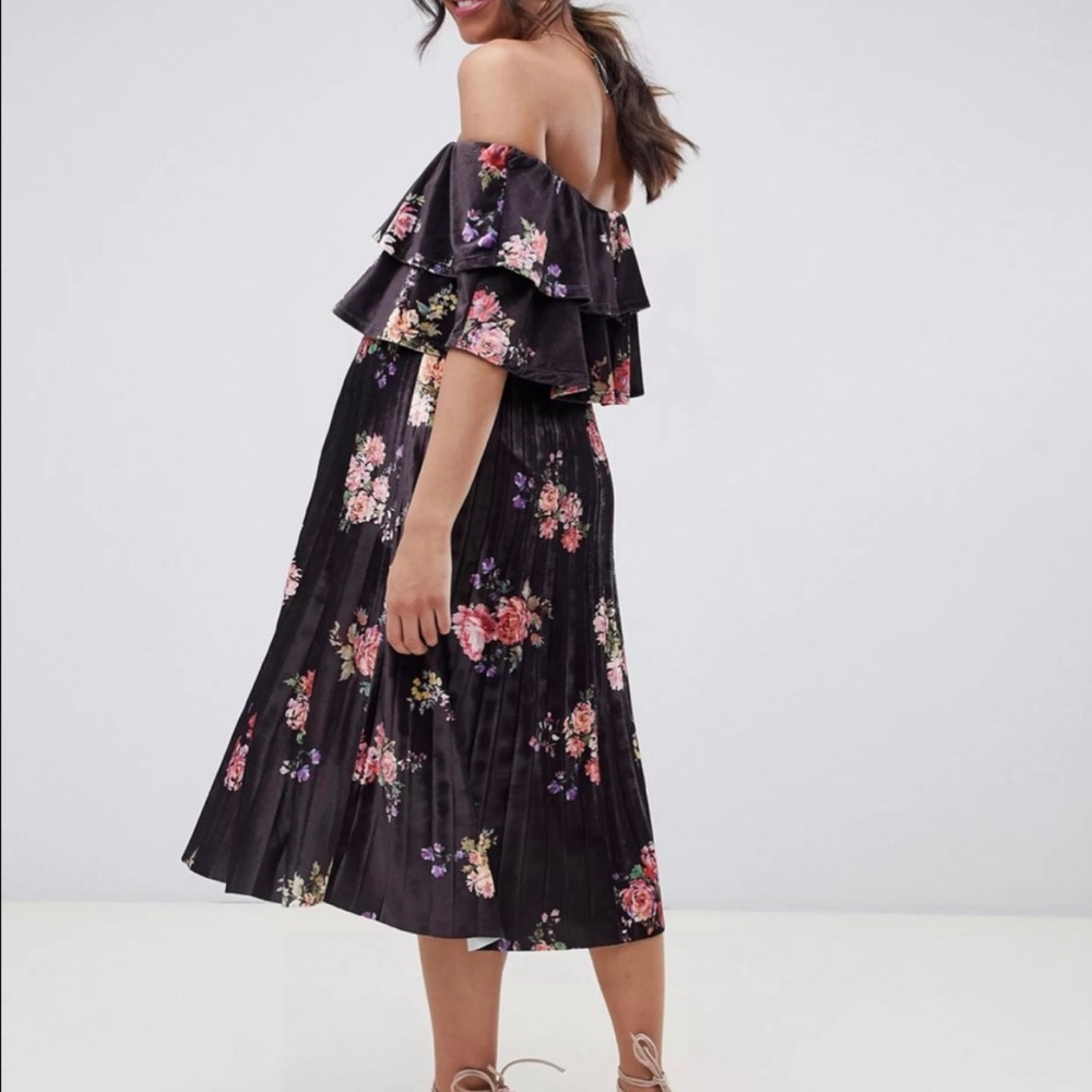 ASOS Black Floral Velvet Strapless Double Ruffle Pleat Midi Dress Size 4
